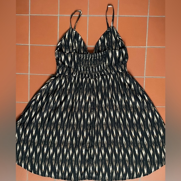 NWT Banana Republic Black Strappy Sundress size Petite M - Picture 7 of 16